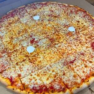 28" Jumbo Hand-Tossed Pizza
